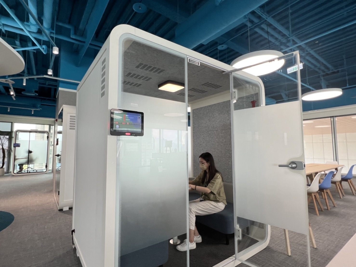 william威廉高雄據點的智慧行動辦公艙，展現william威廉在面板以外的研發應用軟實力